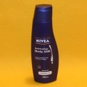 Nivea Body Milk Mandel-Öl trockene Haut