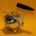 Sparsäuli mit Hammer